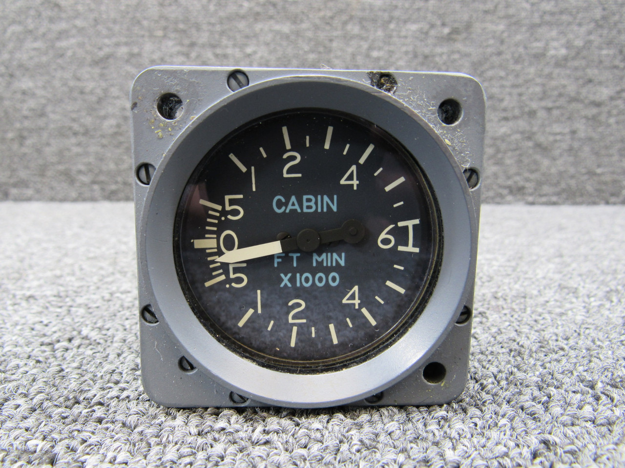 35060-1128 (Alt: C668513-0101) Aerosonic Rate of Climb Cabin Indicator 35060-1128 (Alt: C668513-0101) Aerosonic Rate of Climb Cabin Indicator